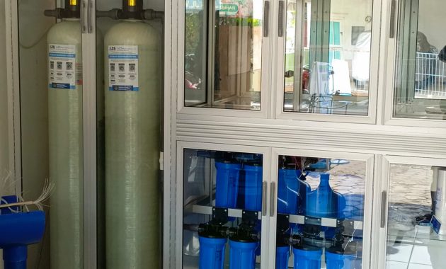 Jasa pembuatan Depot air minum isi ulang dengan teknologi AZS Water Filter di Jakarta dan sekitarnya.