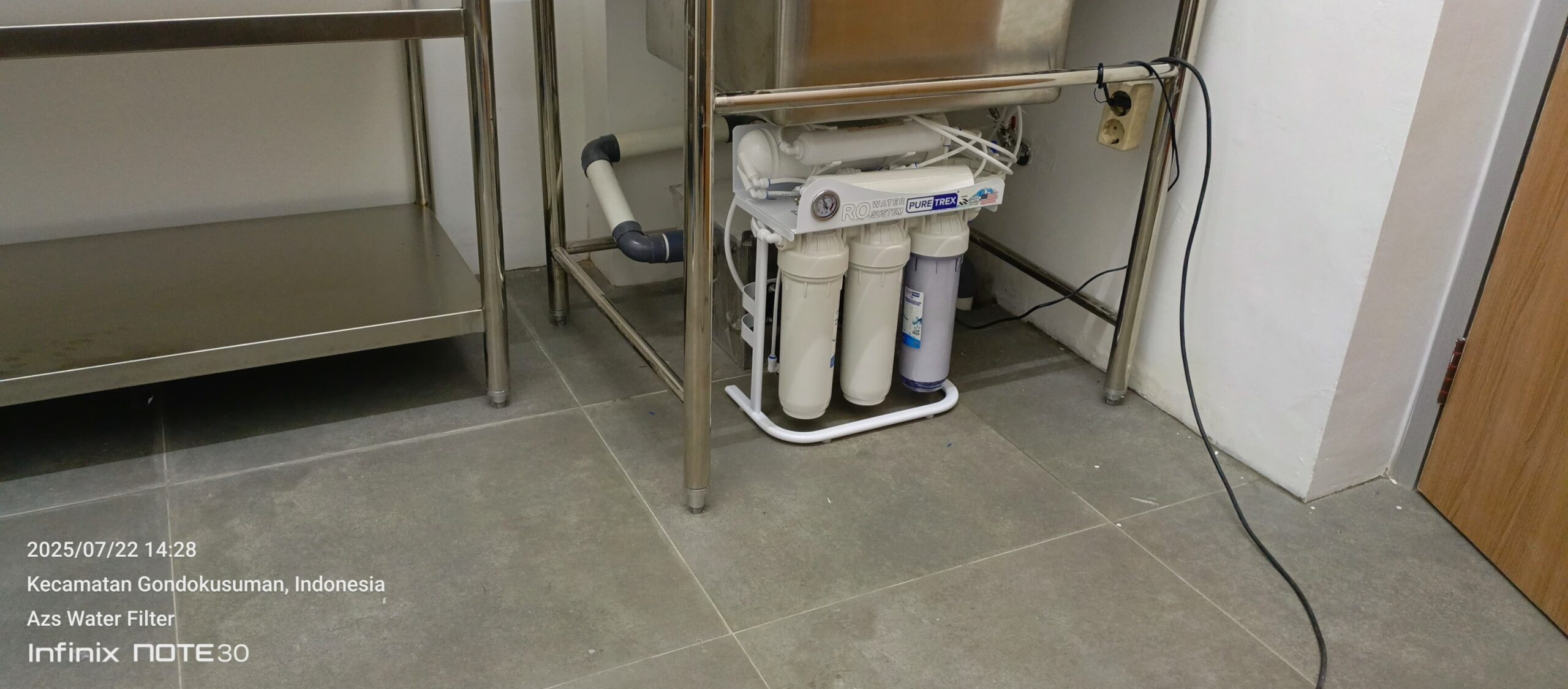 Pemasangan mesin RO 500 GPD di Sushi Mentai Yogyakarta oleh AZS Water Filter