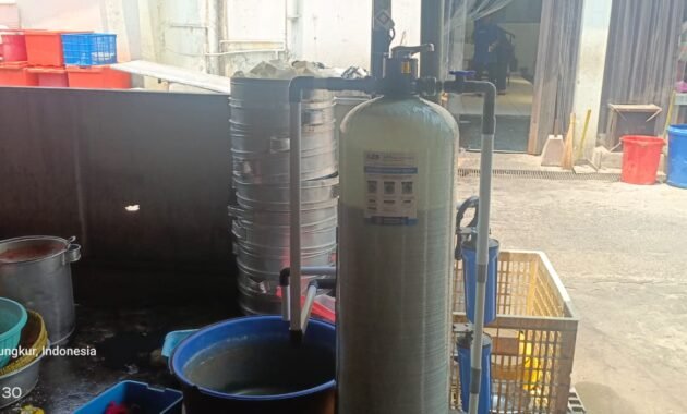 Pemasangan Tabung Filter Penjernih Air 1354 di Semarang Pemasangan tabung filter penjernih air 1354 di Semarang