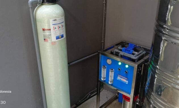 Rangkaian mesin RO 1000 GPD dengan sistem pengatur pH dan TDS untuk seduhan espresso
